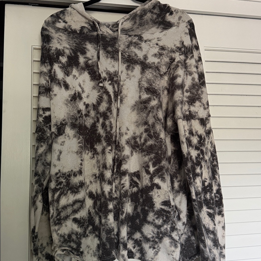 Sew In Love Charcoal Tie-Dye Top